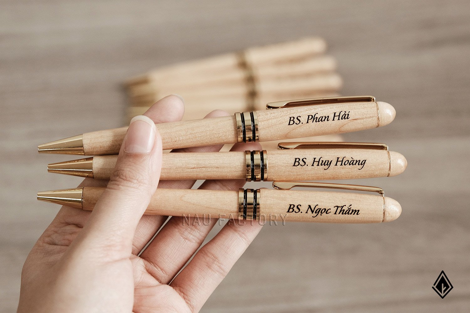 bút gỗ Maple