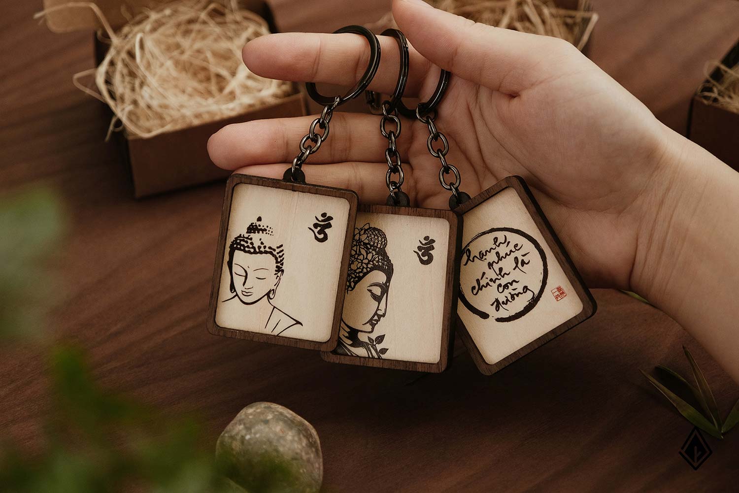 Chất gỗ cao cấp khiến chiếc móc khóa trở nên sang trọng hơn. Ảnh: Nau Factory