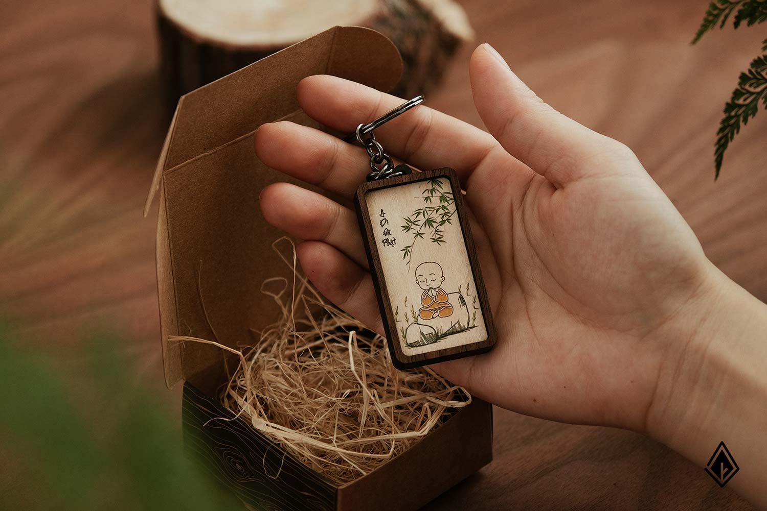 Chiếc móc khóa gỗ bền bỉ theo thời gian. Ảnh: Nau Factory