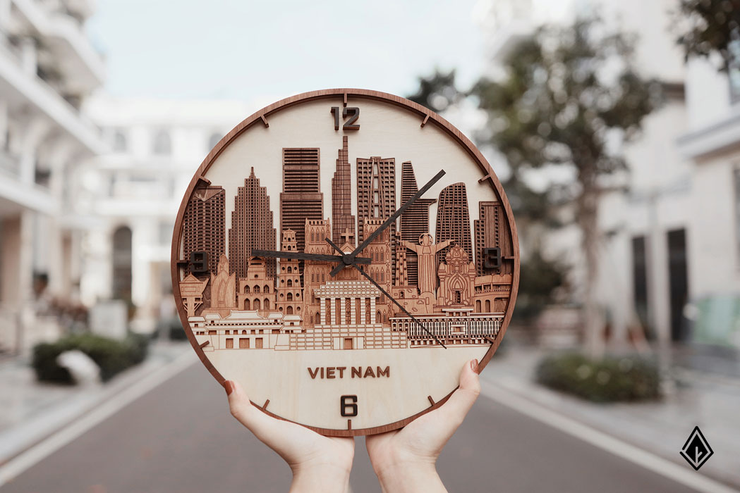 Chất liệu gỗ tạo nên nét cổ điển và sang trọng cho Việt Nam Skyline. Ảnh: Nau Factory