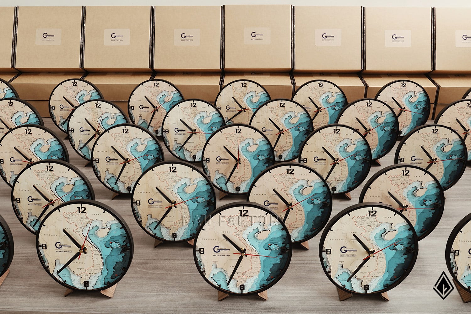 đồng hồ gỗ bản đồ Việt Nam
