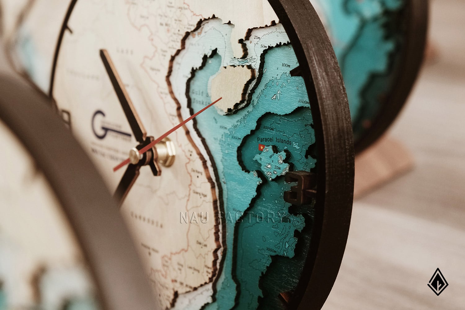 đồng hồ gỗ bản đồ Việt Nam