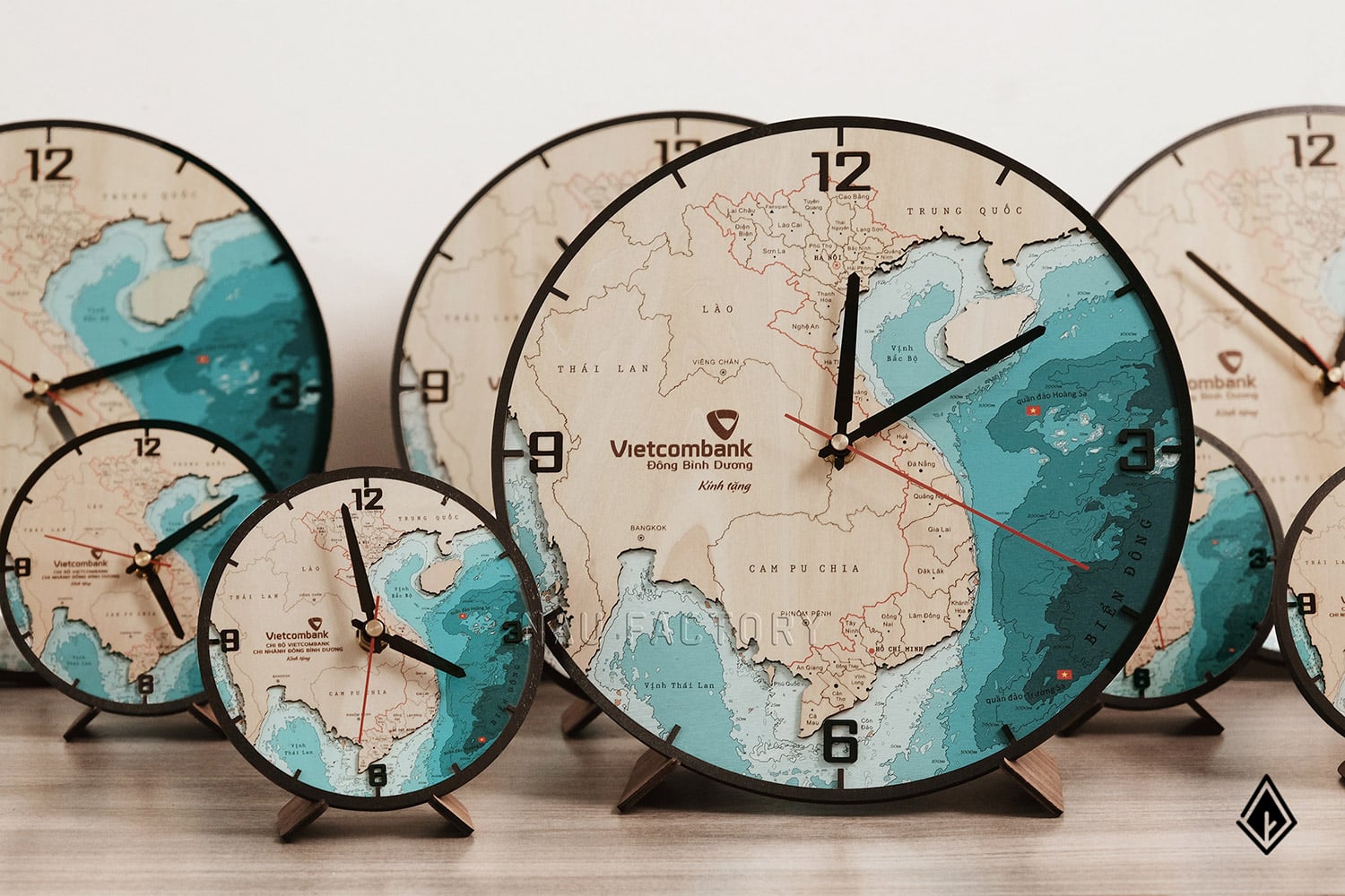 đồng hồ gỗ bản đồ Việt Nam