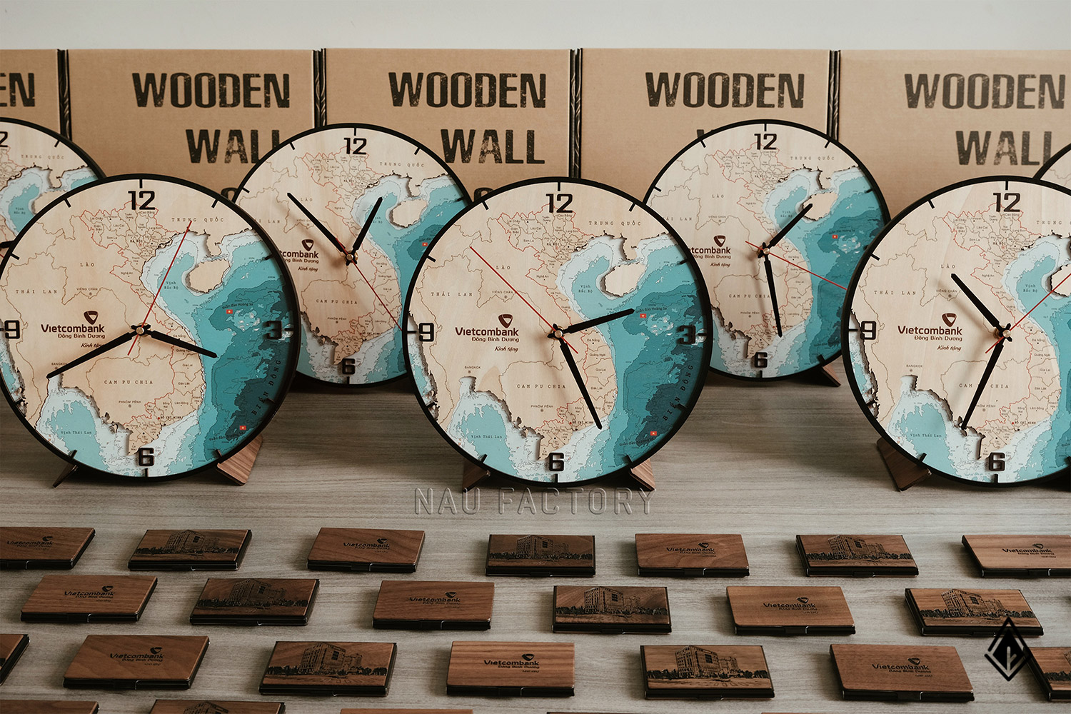 đồng hồ gỗ bản đồ Việt Nam