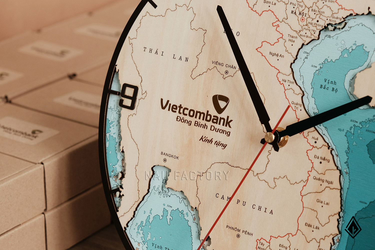 đồng hồ gỗ bản đồ Việt Nam