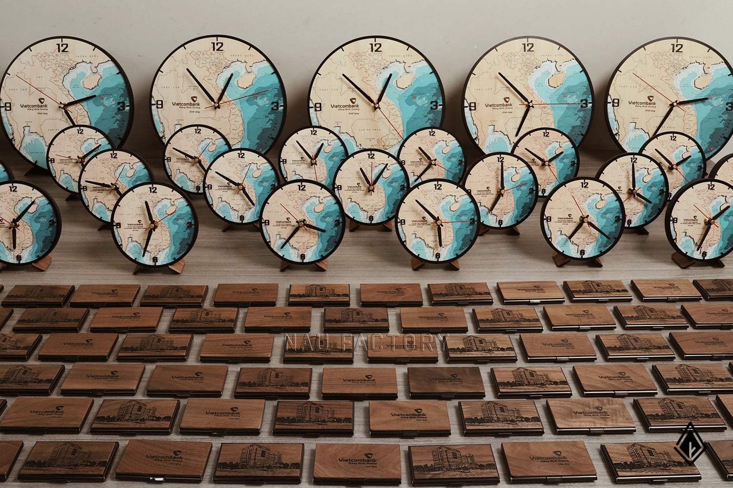 đồng hồ gỗ bản đồ Việt Nam