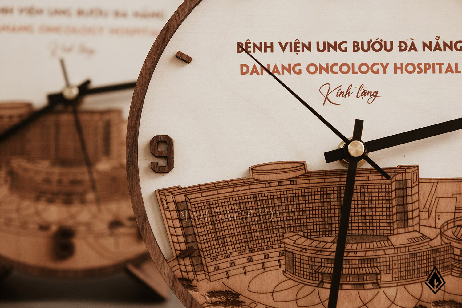 Đồng hồ cắt laser hình tòa nhà 3D