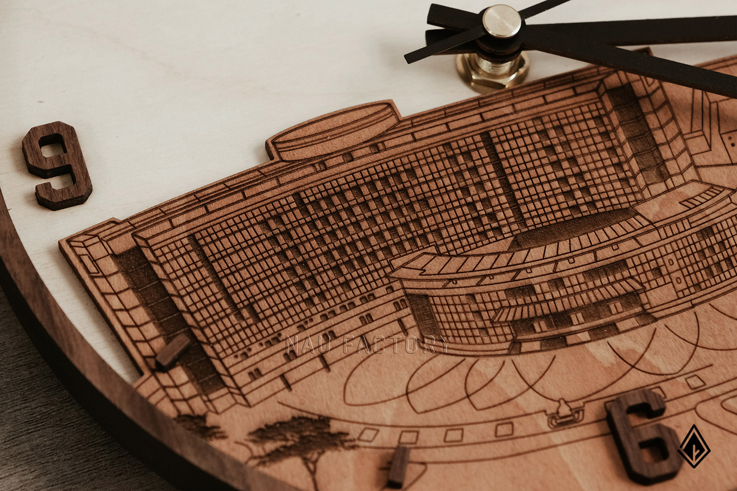 Đồng hồ cắt laser hình tòa nhà 3D