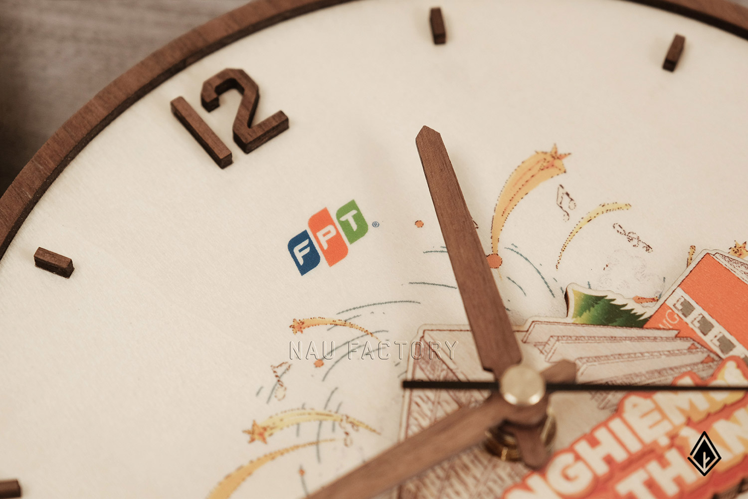 Đồng hồ gỗ tùy chỉnh 3D