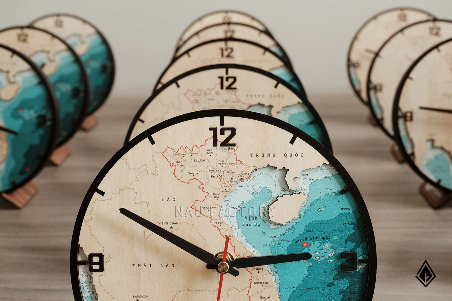 đồng hồ gỗ bản đồ Việt Nam