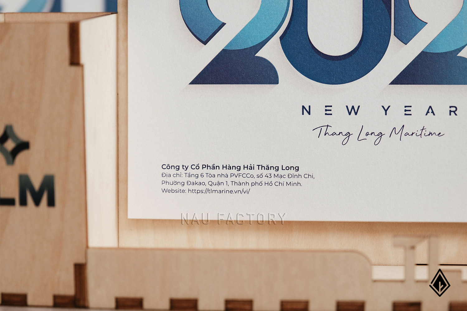 lịch gỗ maple đa năng