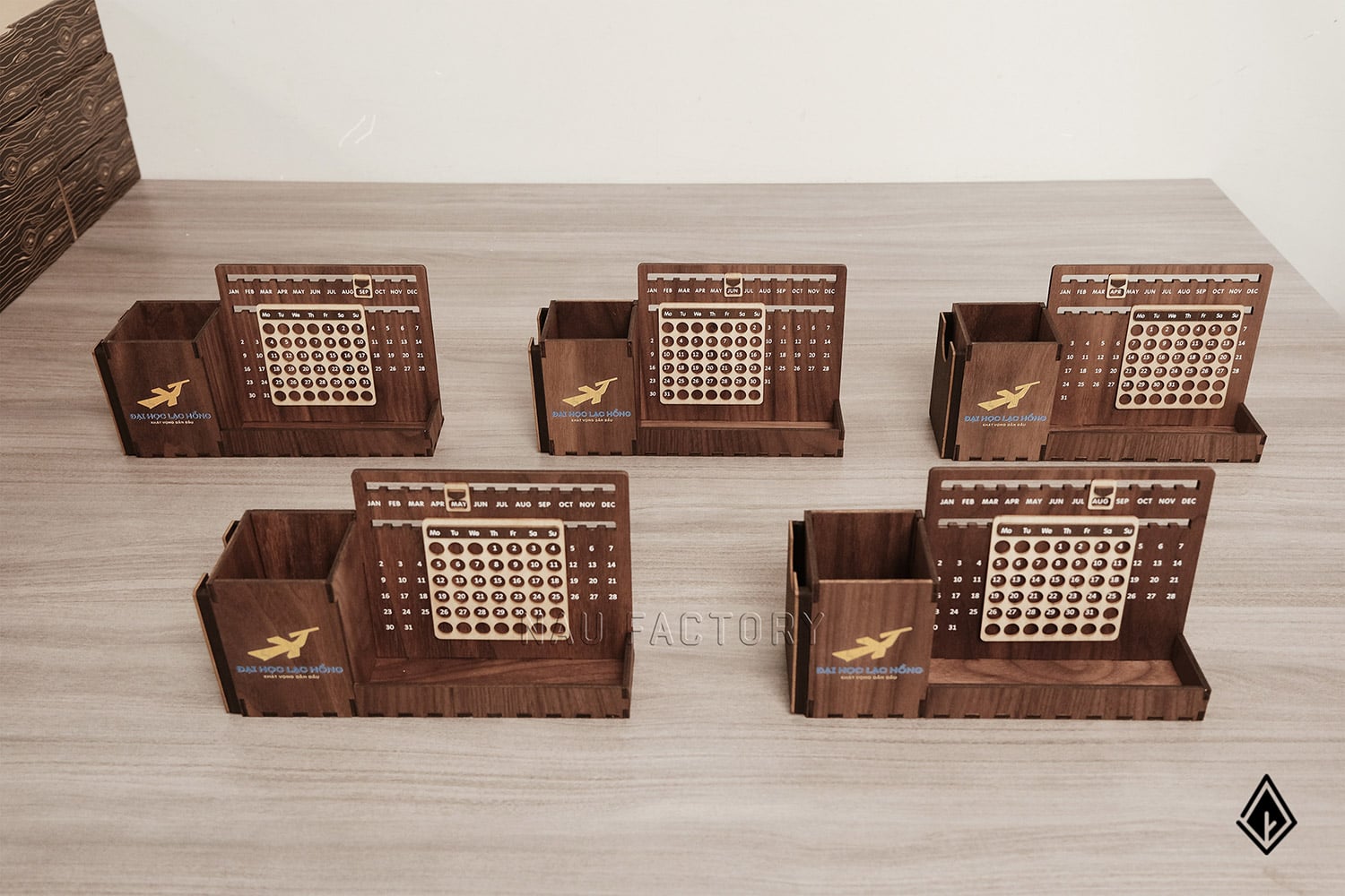 Lịch gỗ vạn niên