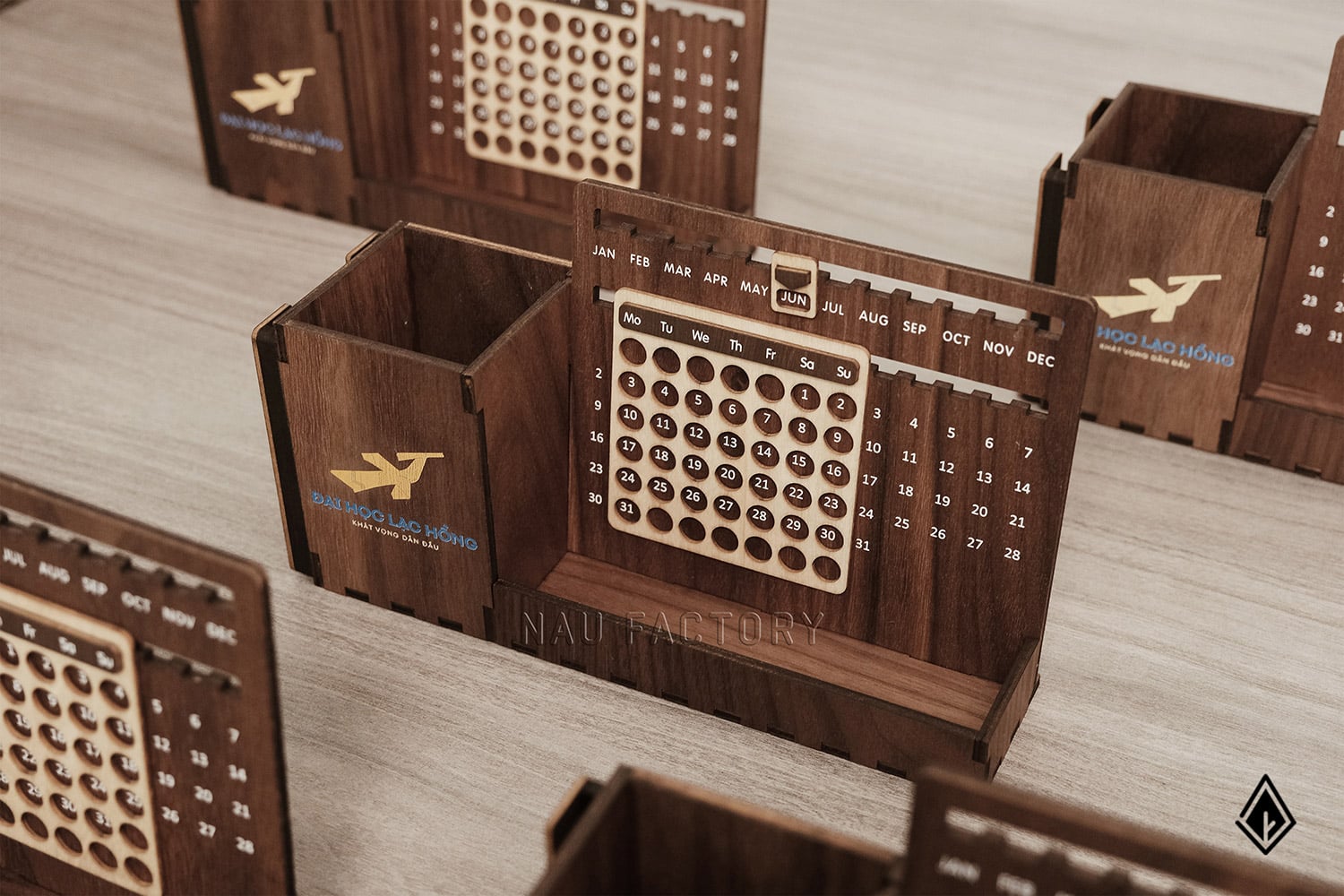 Lịch gỗ vạn niên