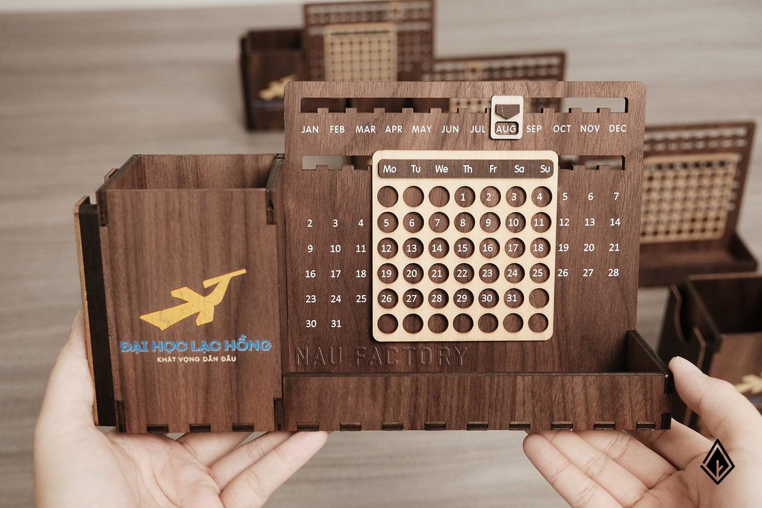 Lịch gỗ vạn niên