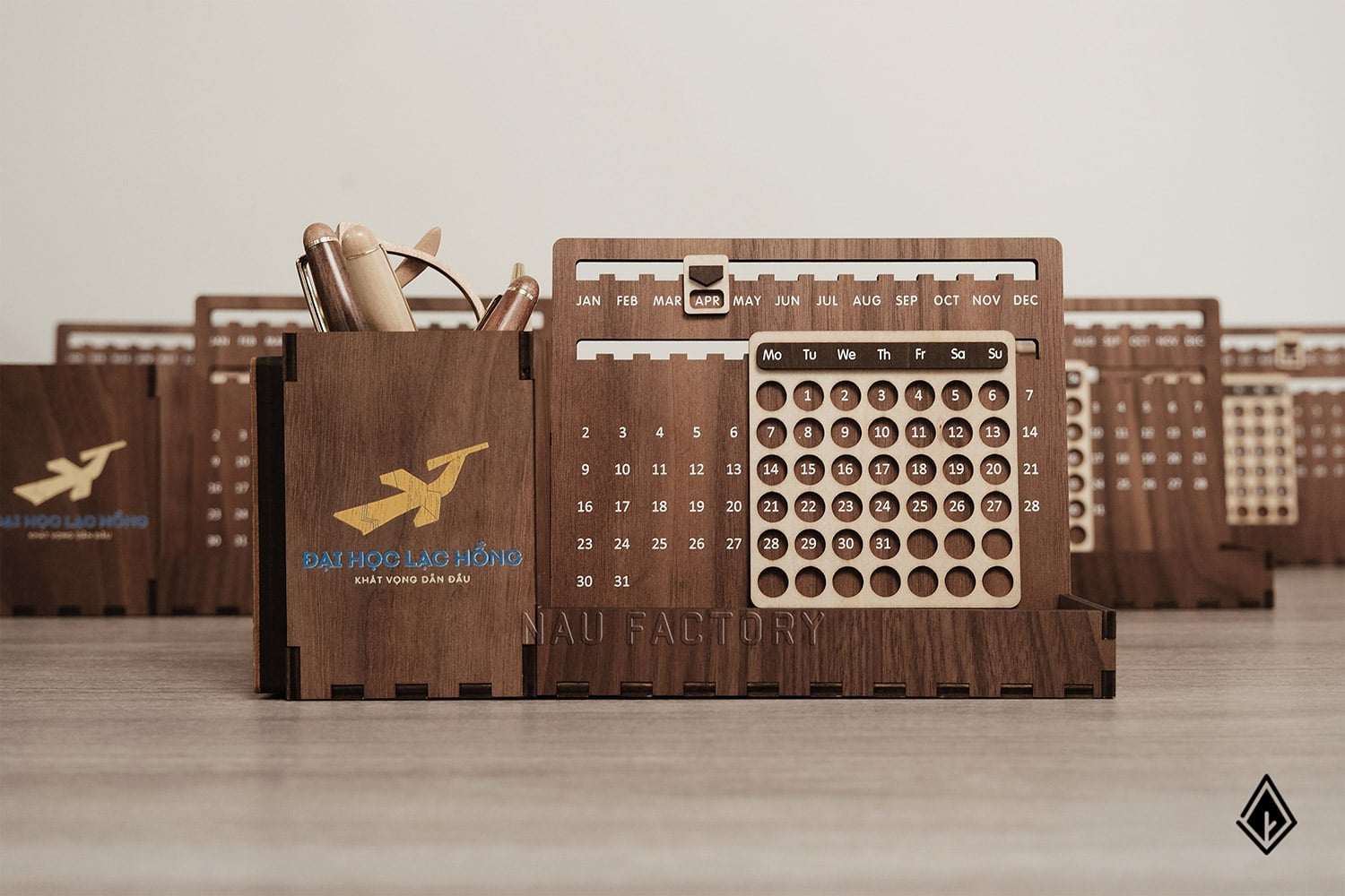 Lịch gỗ vạn niên