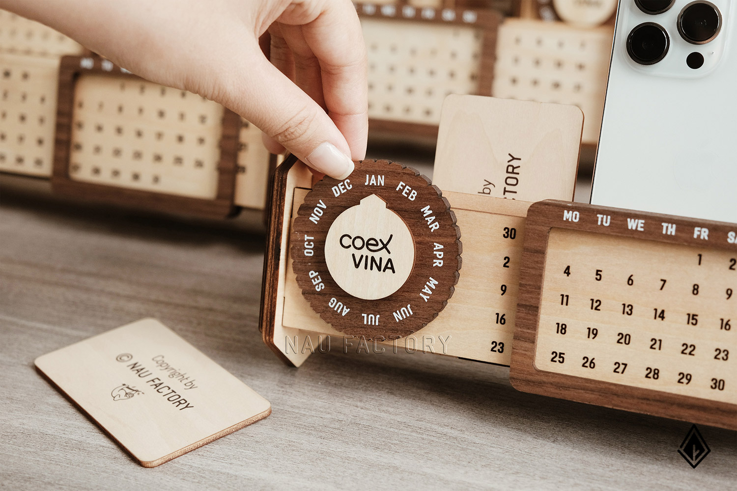 Lịch gỗ vạn niên