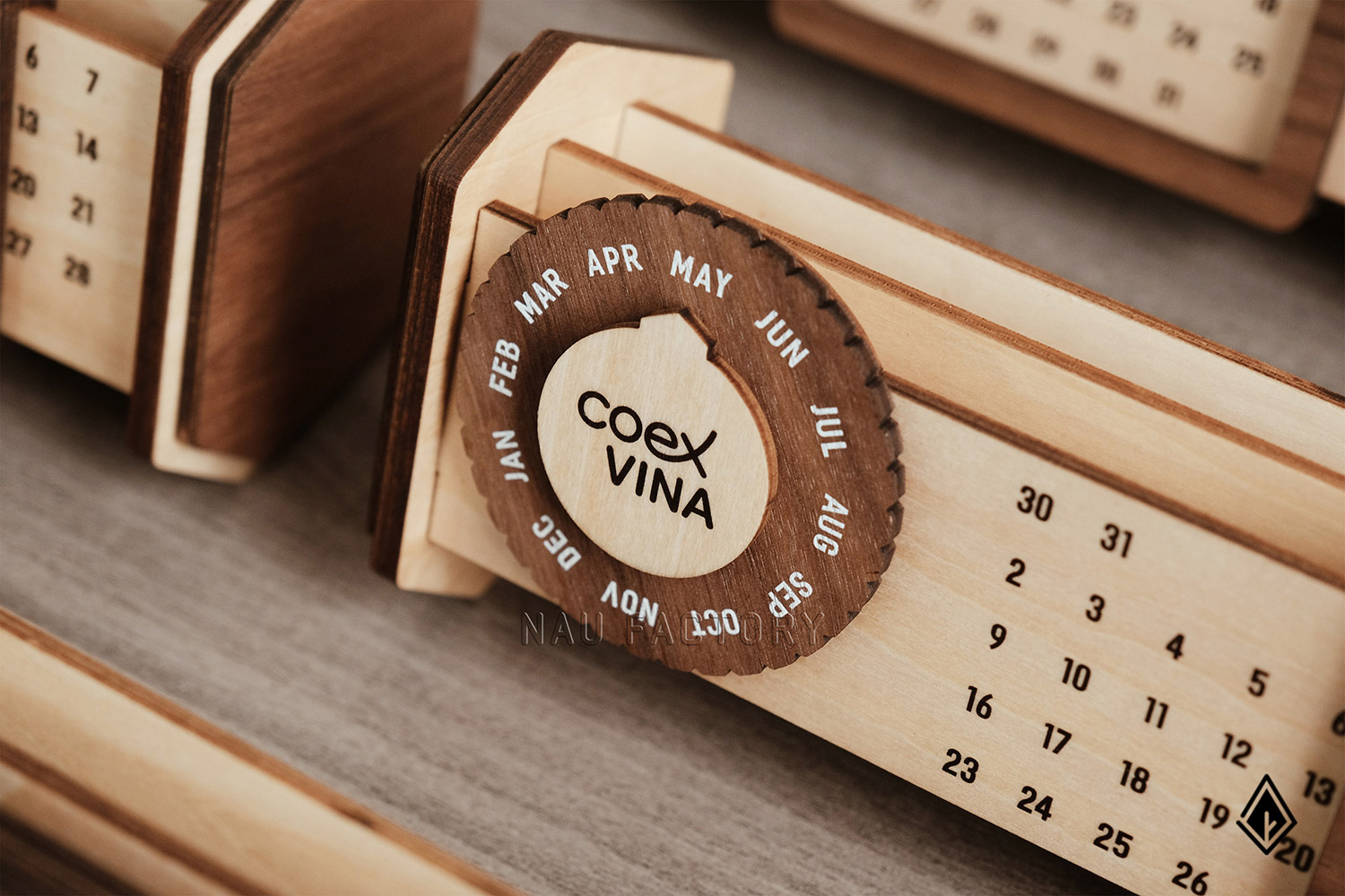 Lịch gỗ vạn niên
