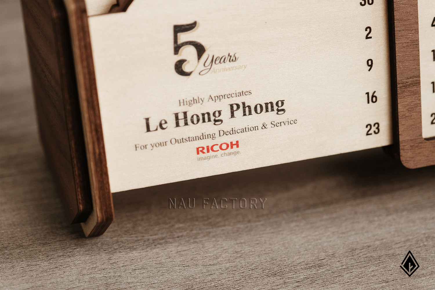 Lịch gỗ vạn niên