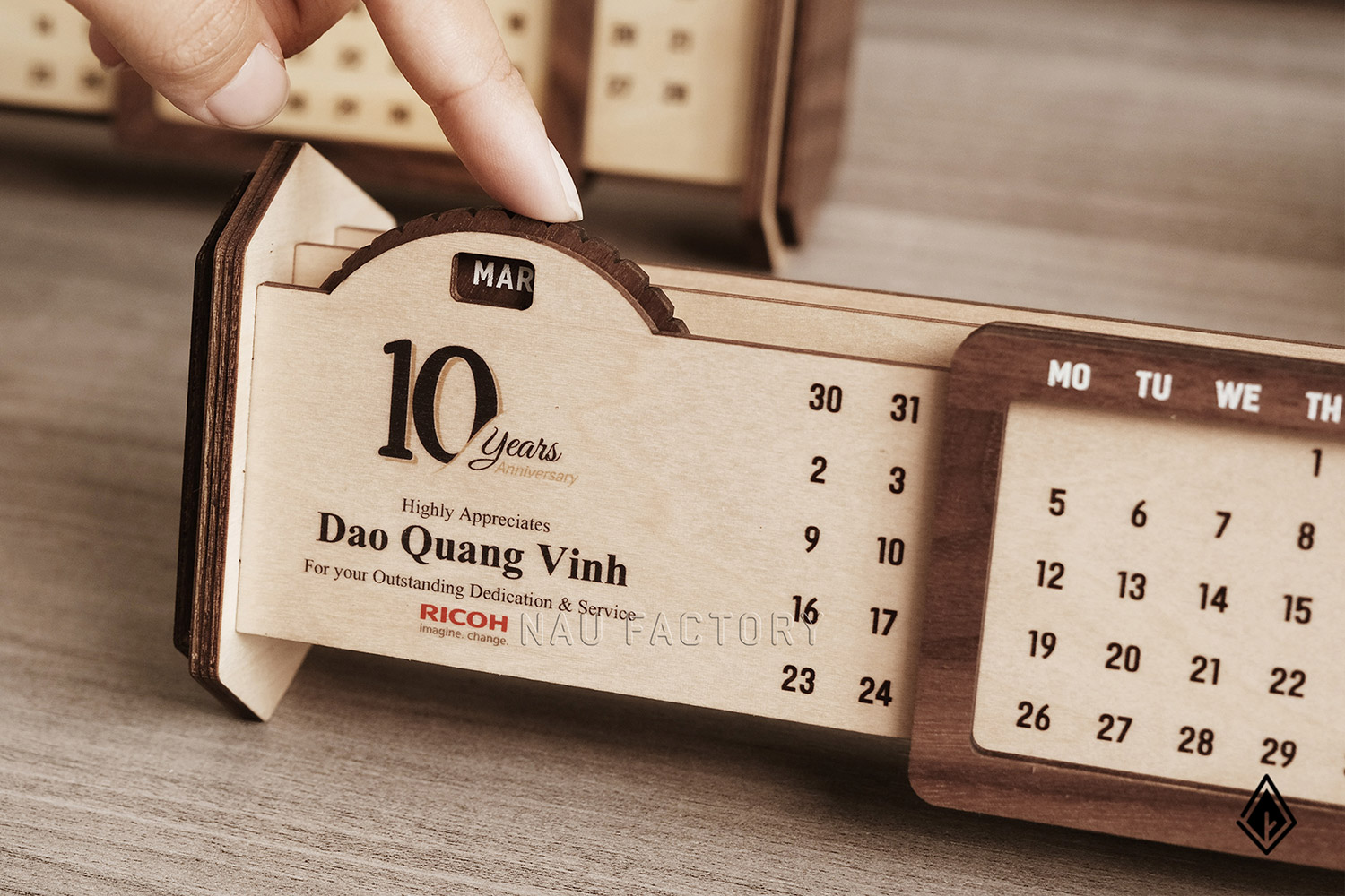 Lịch gỗ vạn niên
