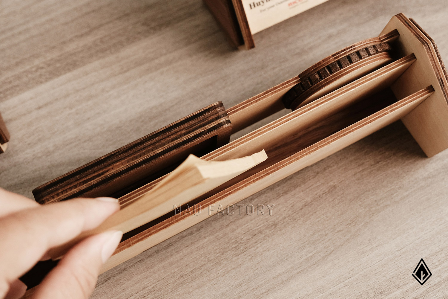 Lịch gỗ vạn niên