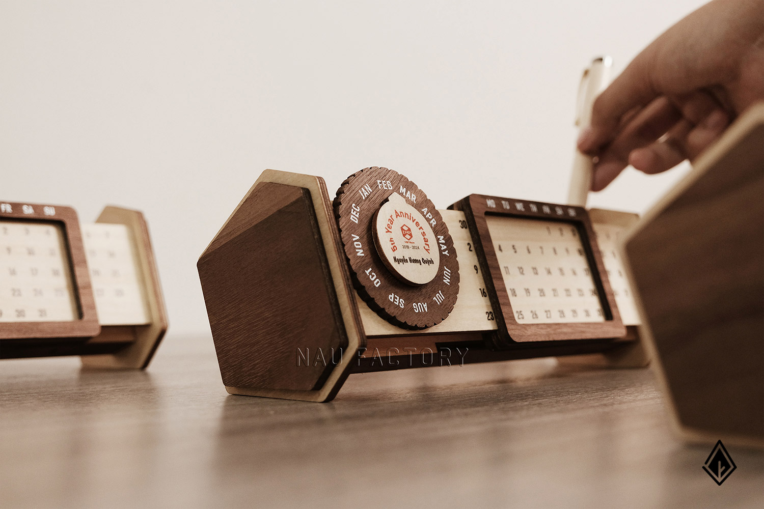 Lịch gỗ vạn niên