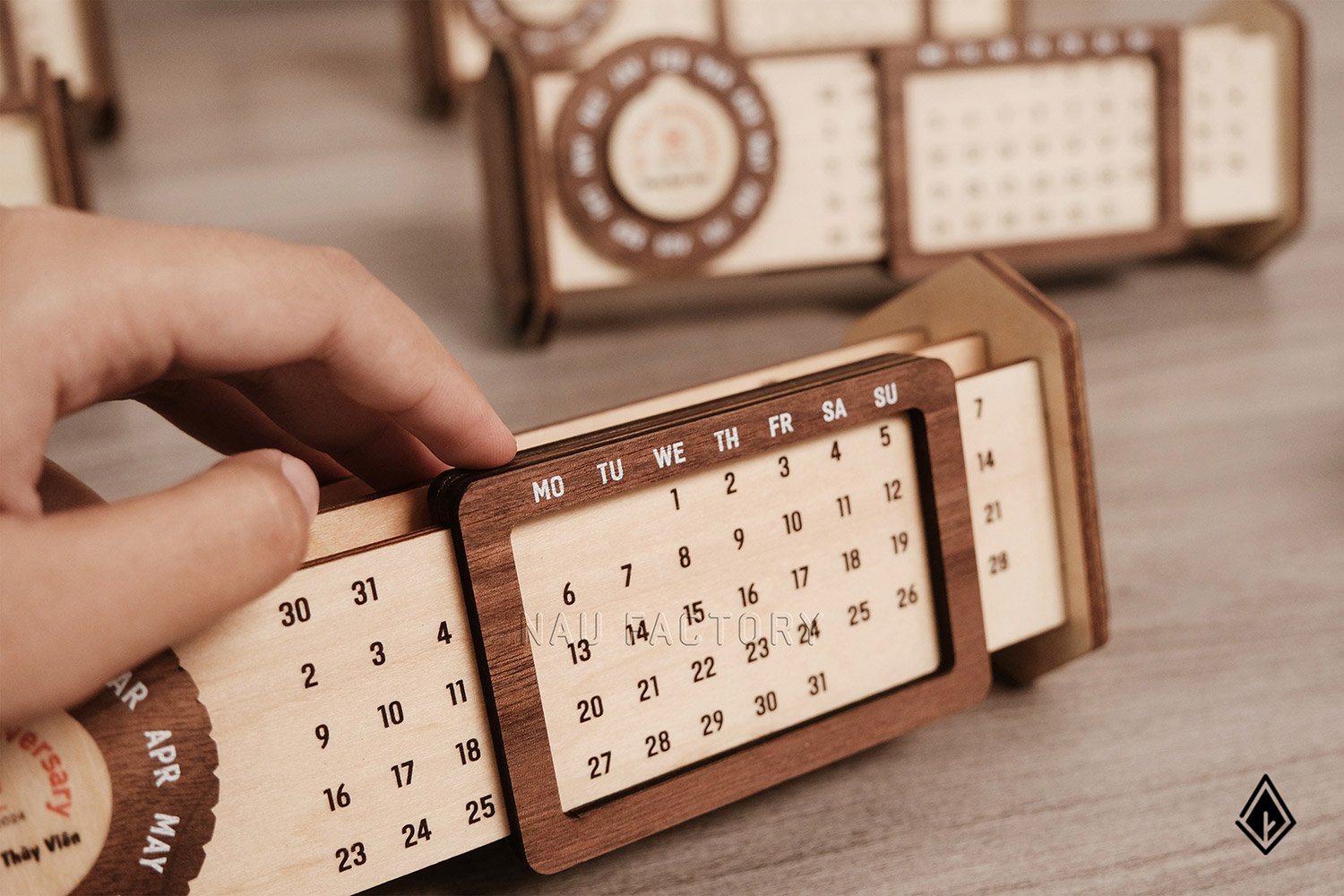 Lịch gỗ vạn niên