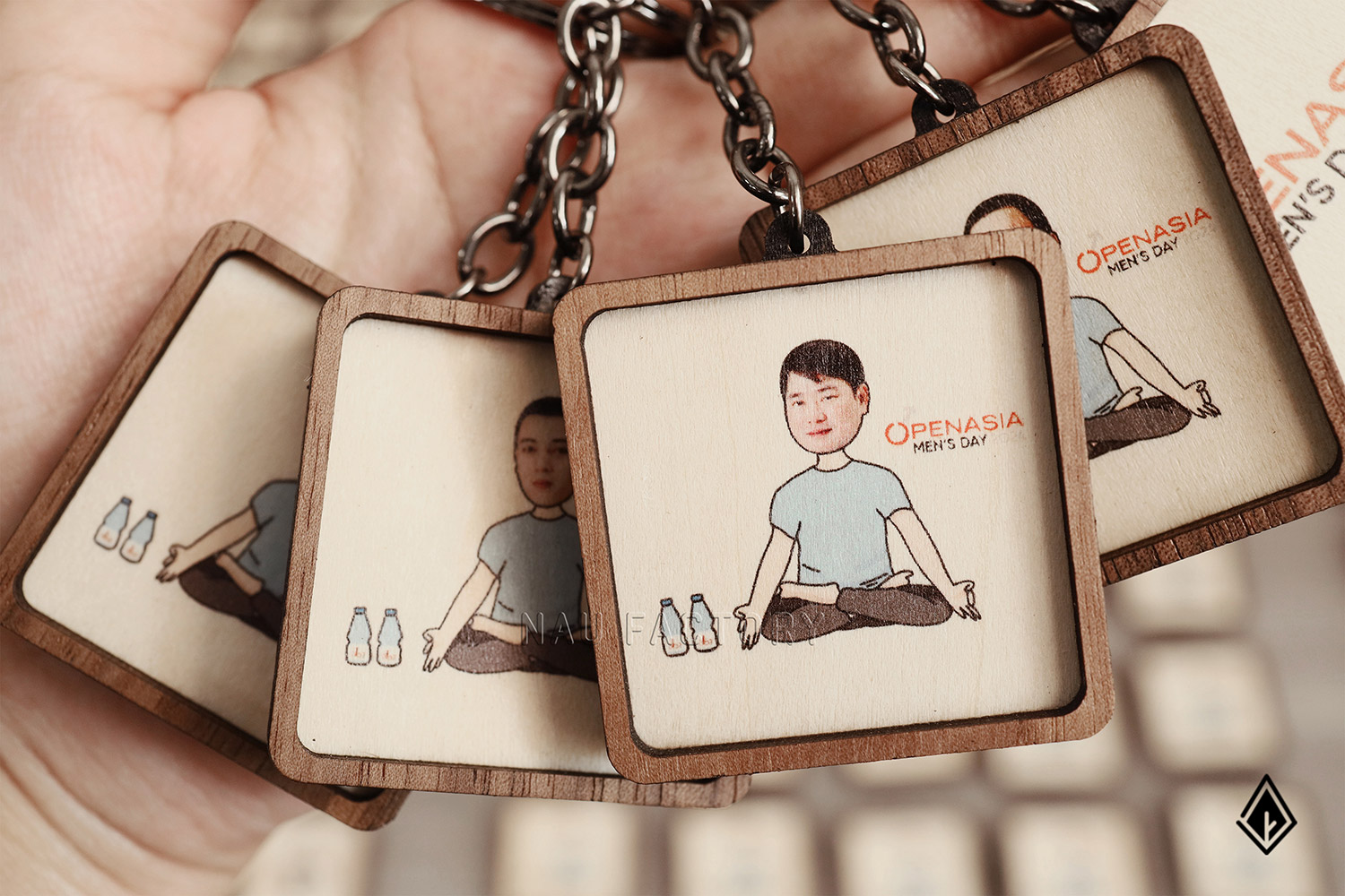 Móc khóa gỗ
