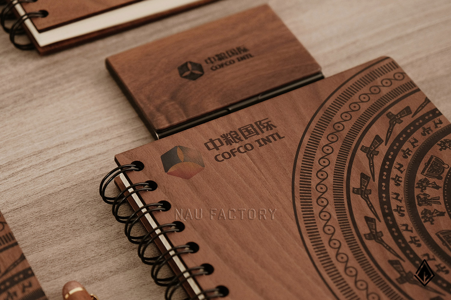 sổ bút gỗ Walnut