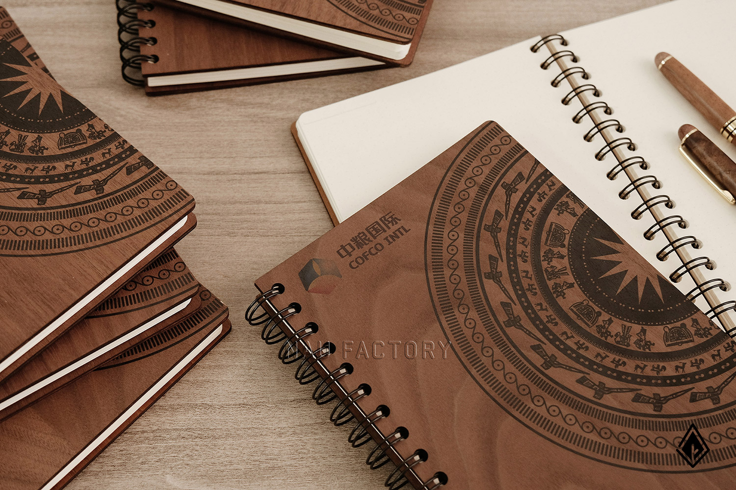 sổ bút gỗ Walnut