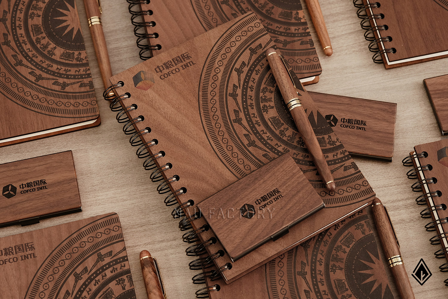 sổ bút gỗ Walnut
