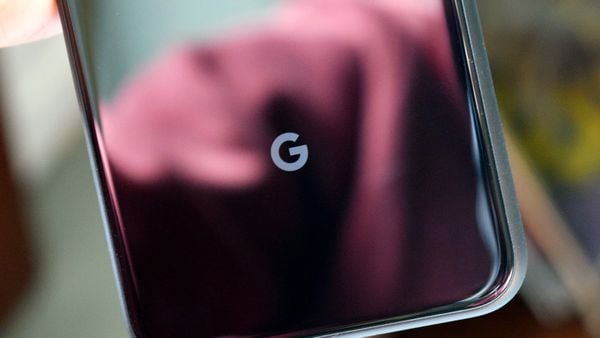 Google-Pixel-6-6
