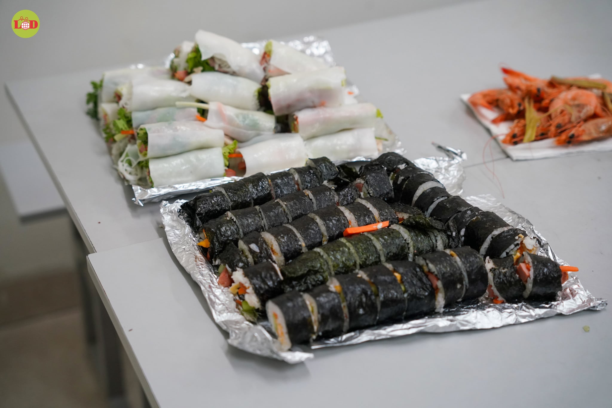 TRẢI NGHIỆM ẨM THỰC: PHỞ CUỐN – SUSHI – TEMPURA