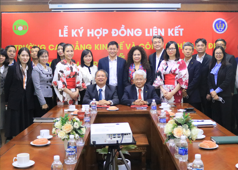 NAM DINH経済―テクノロジ短期大学とLOD人材開発株式会社の連携契約締結式