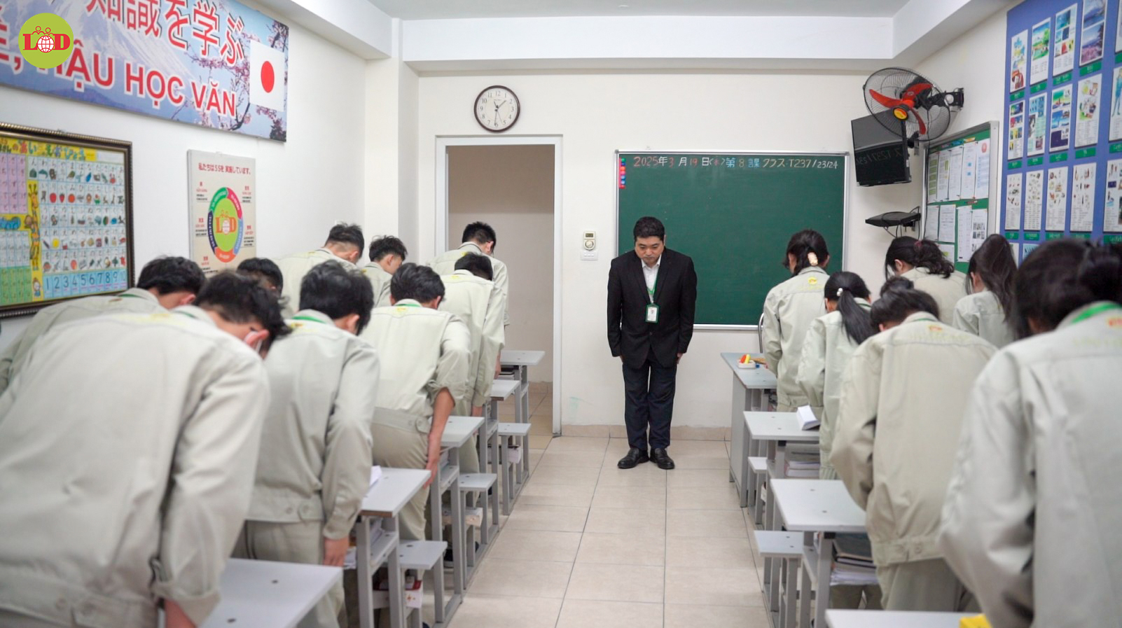 VĂN HÓA LÀM VIỆC CỦA NHẬT BẢN: KỶ LUẬT, TRÁCH NHIỆM VÀ TẬN TÂM