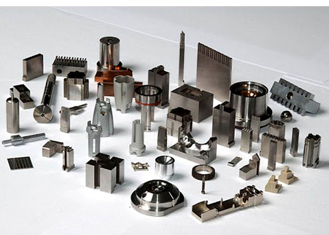Tuyển 02 nữ nghề lắp ráp thiết bị và máy móc điện tử tháng 01 / 2024