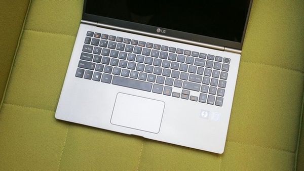 Những chiếc laptop có dung lượng pin tốt nhất hiện nay