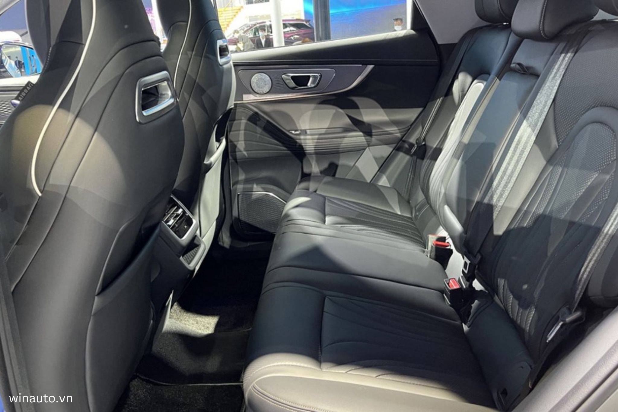 Chery Omoda 2025 - Đánh giá chung, thông số, giá lăn bánh mới nhất 2/2025
