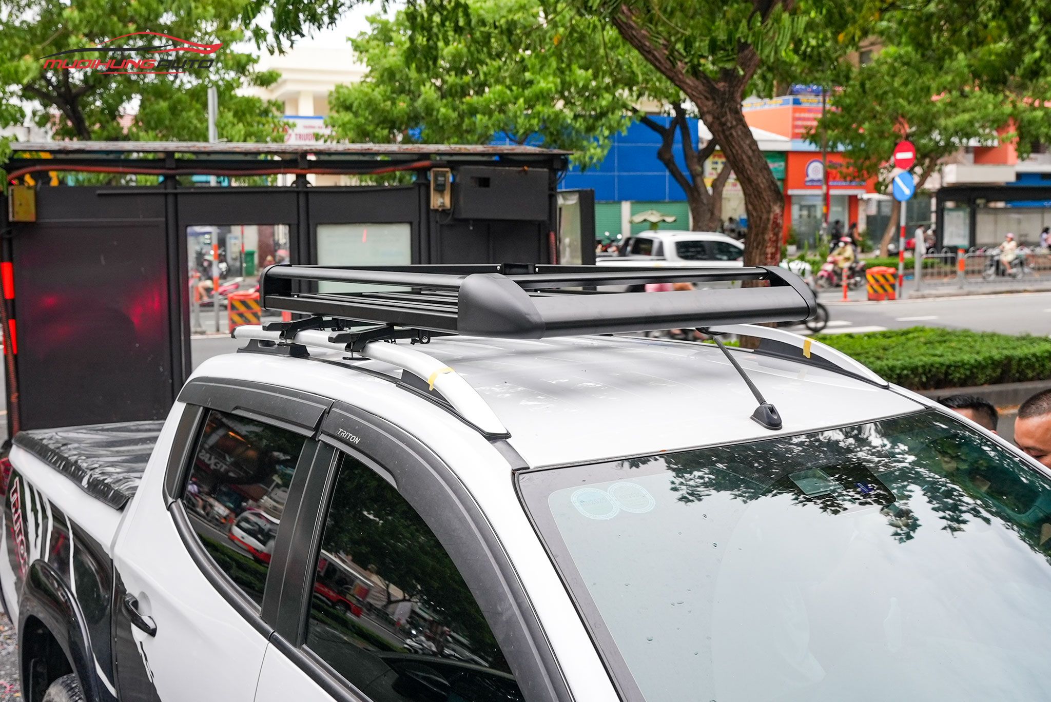 Lắp baga mui Yaki 127cm CP-307 cho xe Mitsubishi Triton 2022