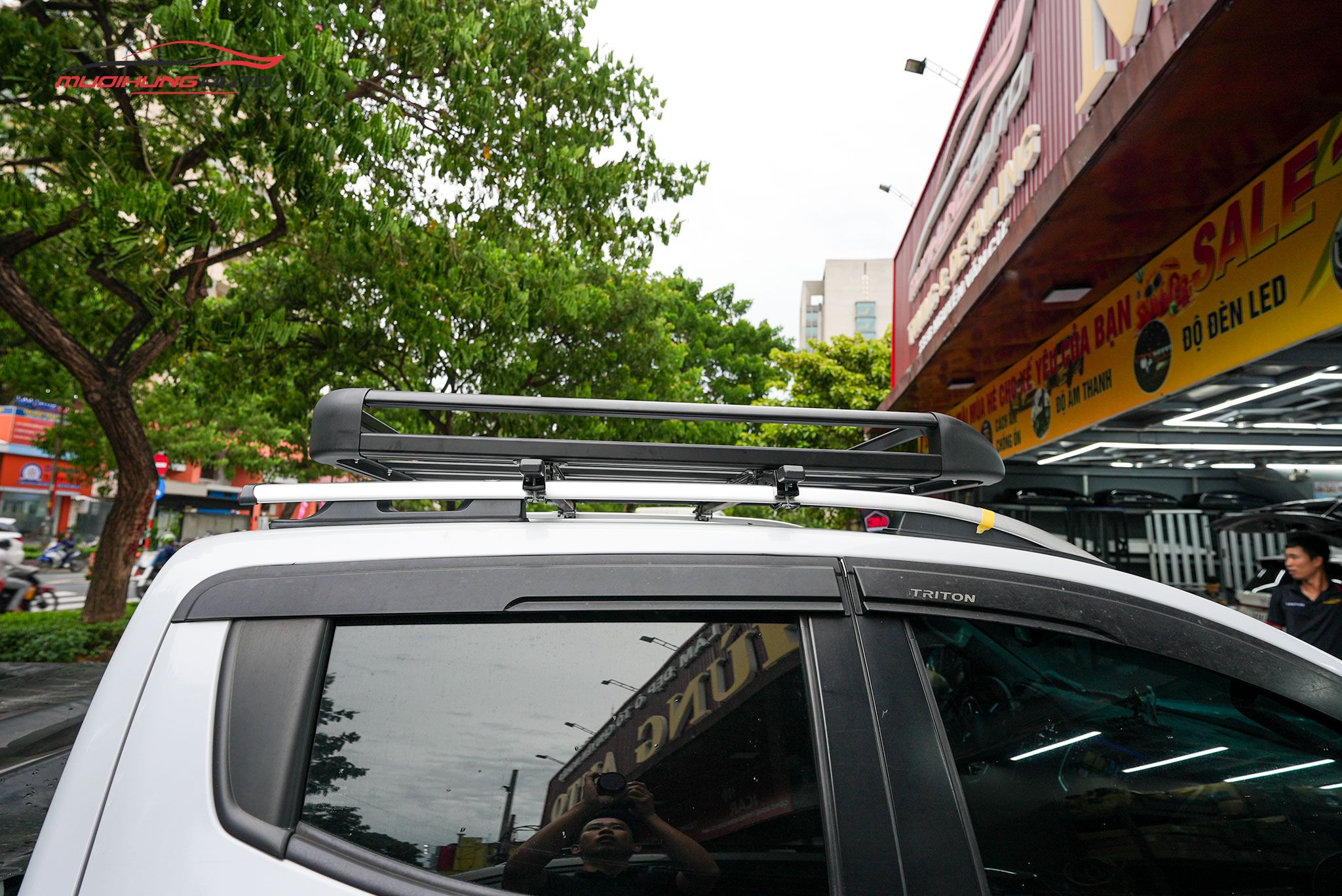 Baga mui Yaki 127cm CP-307 cho xe Mitsubishi Triton 2022