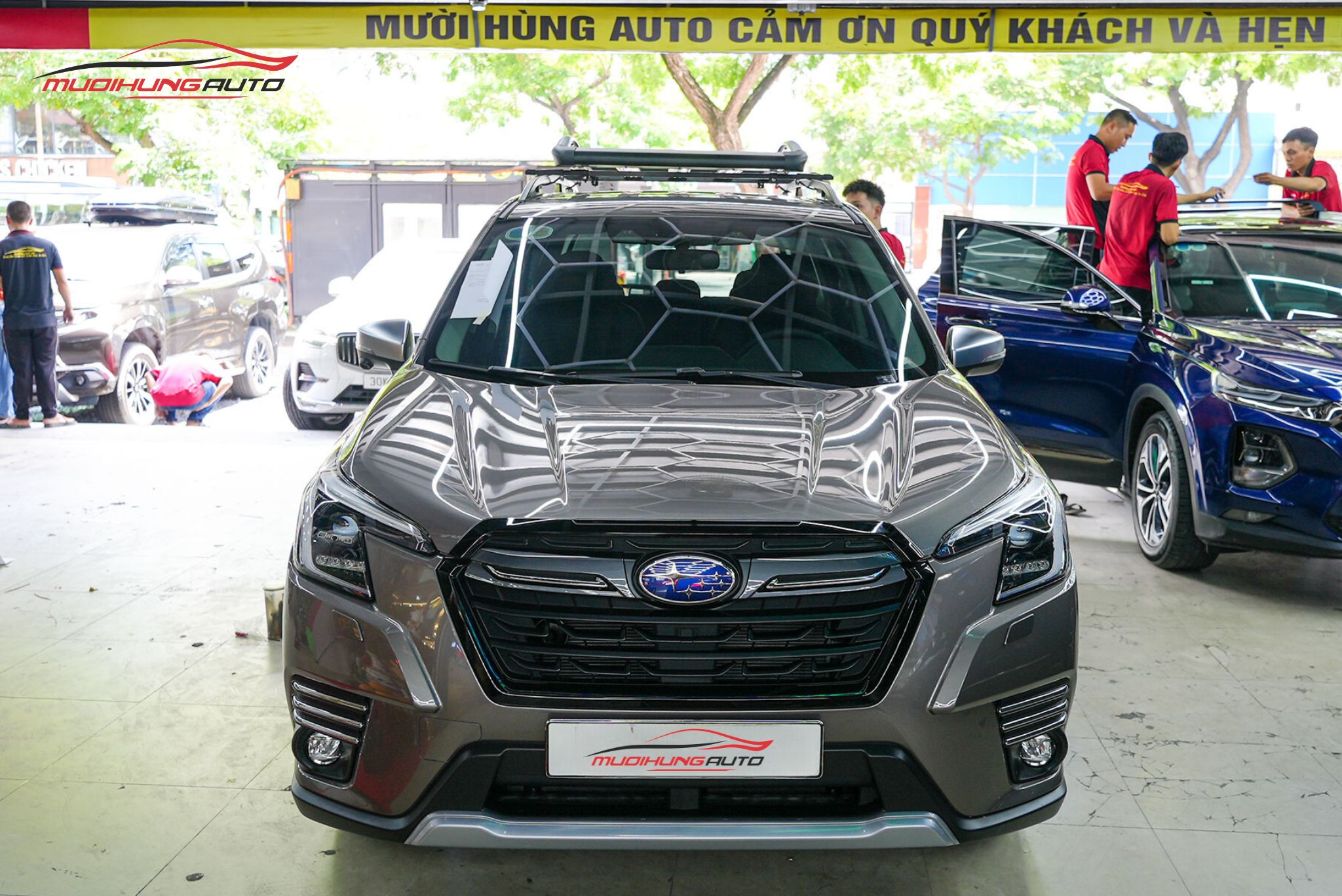 Lắp baga mui Yaki 129cm CP-439 cho ô tô Subaru Forester 2024