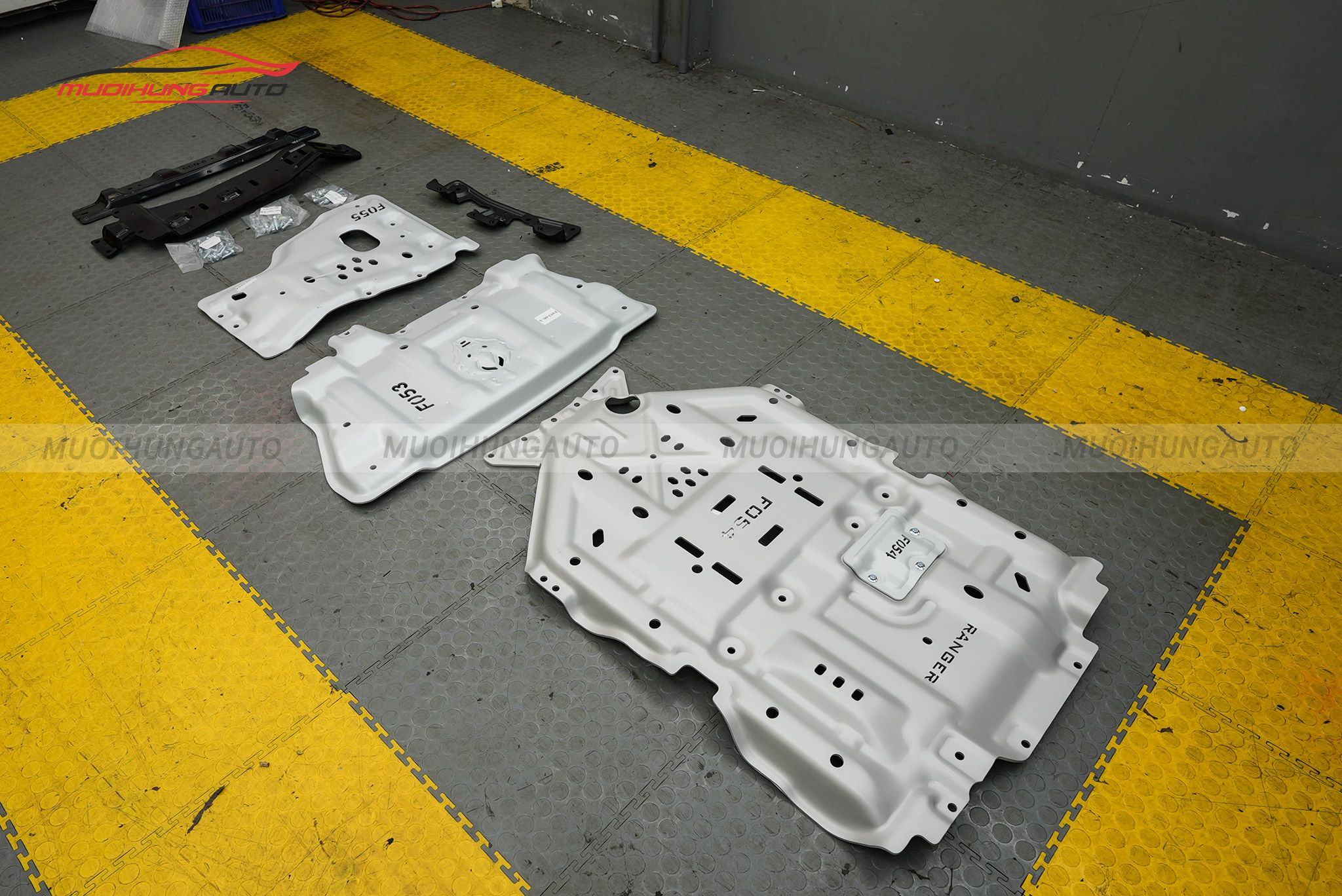 Ốp gầm Ford Everest 2024-2025 - Bản 2