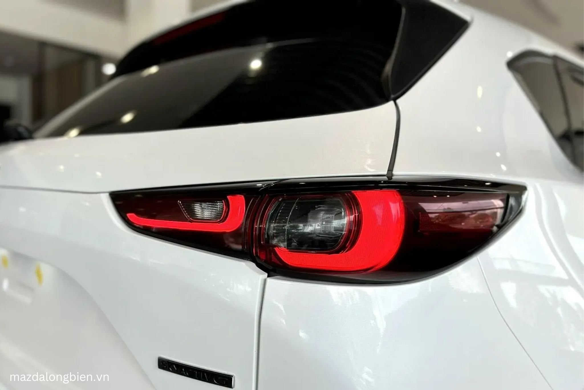 Mazda CX5 2025 gây ấn tượng với cụm đèn hậu nổi bật