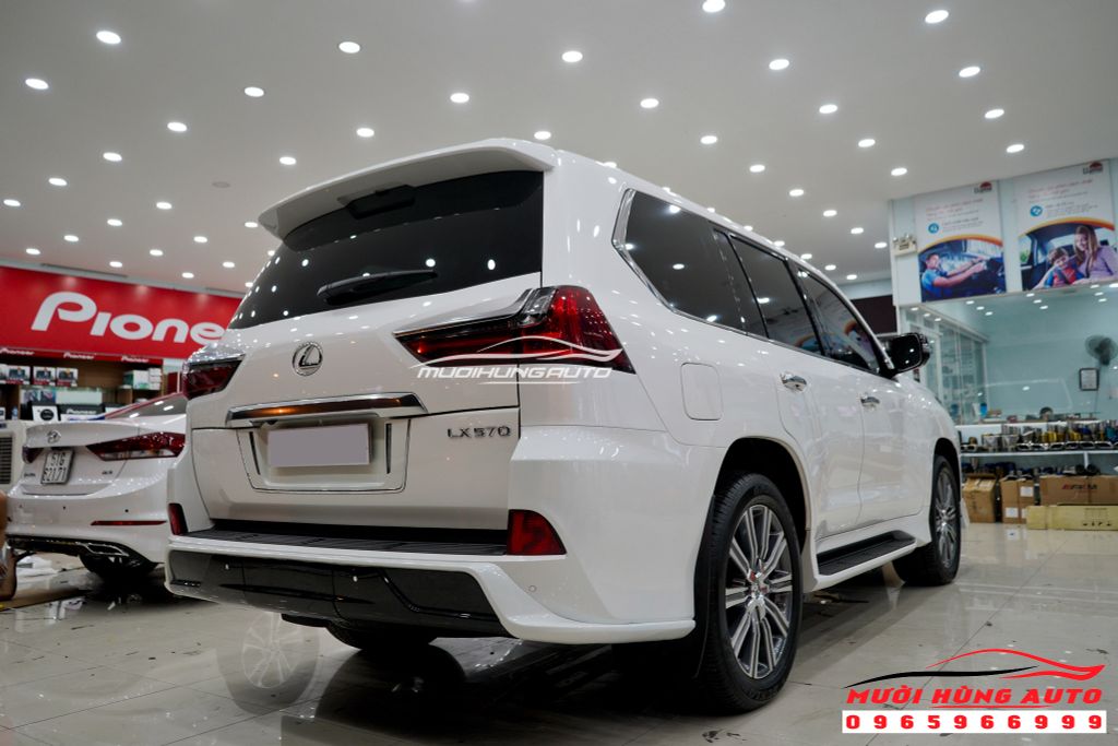 Nâng Cấp Lên Đời Ô Tô – Bí Quyết “Trẻ Hóa” Xe LEXUS Chỉ Trong Vòng Một Nốt Nhạc