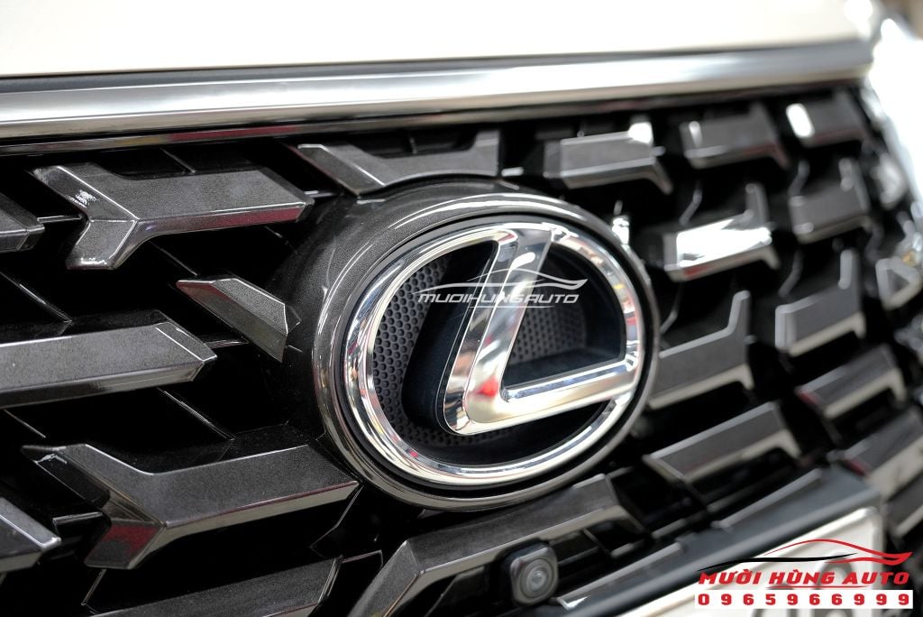 Nâng Cấp Lên Đời Ô Tô – Bí Quyết “Trẻ Hóa” Xe LEXUS Chỉ Trong Vòng Một Nốt Nhạc