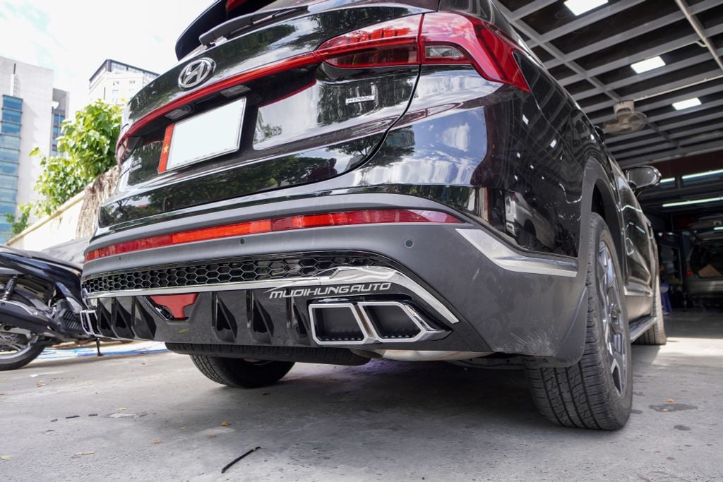 Top 6 Những Món Đồ Chơi Tiện Ích Cho Xe Hyundai Santafe 2022