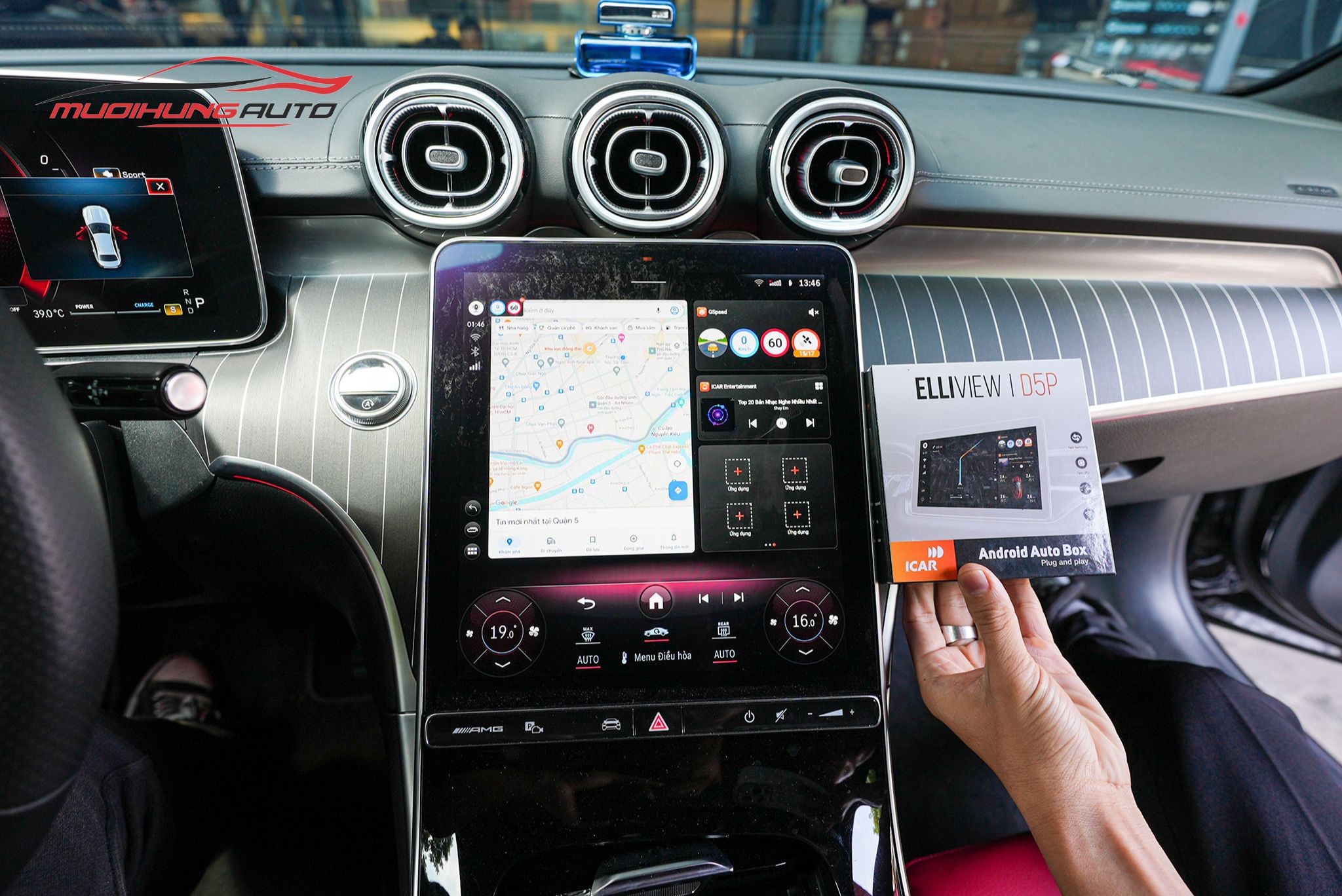 Lắp Elliview D5 Premium Cho Xe Mercedes C43 AMG 2024