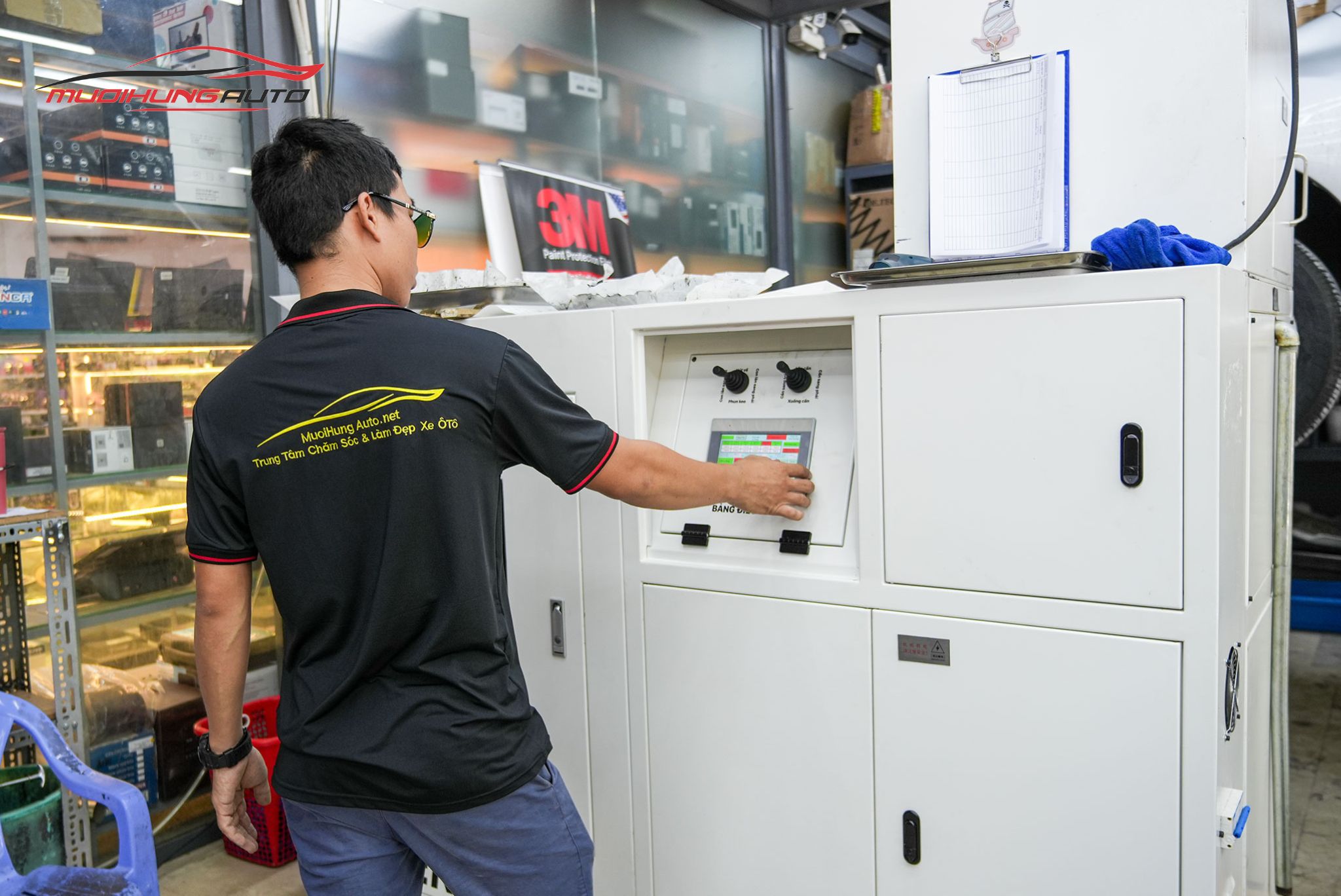 Dịch Vụ Tráng Lốp Chống Đinh Tận Nhà