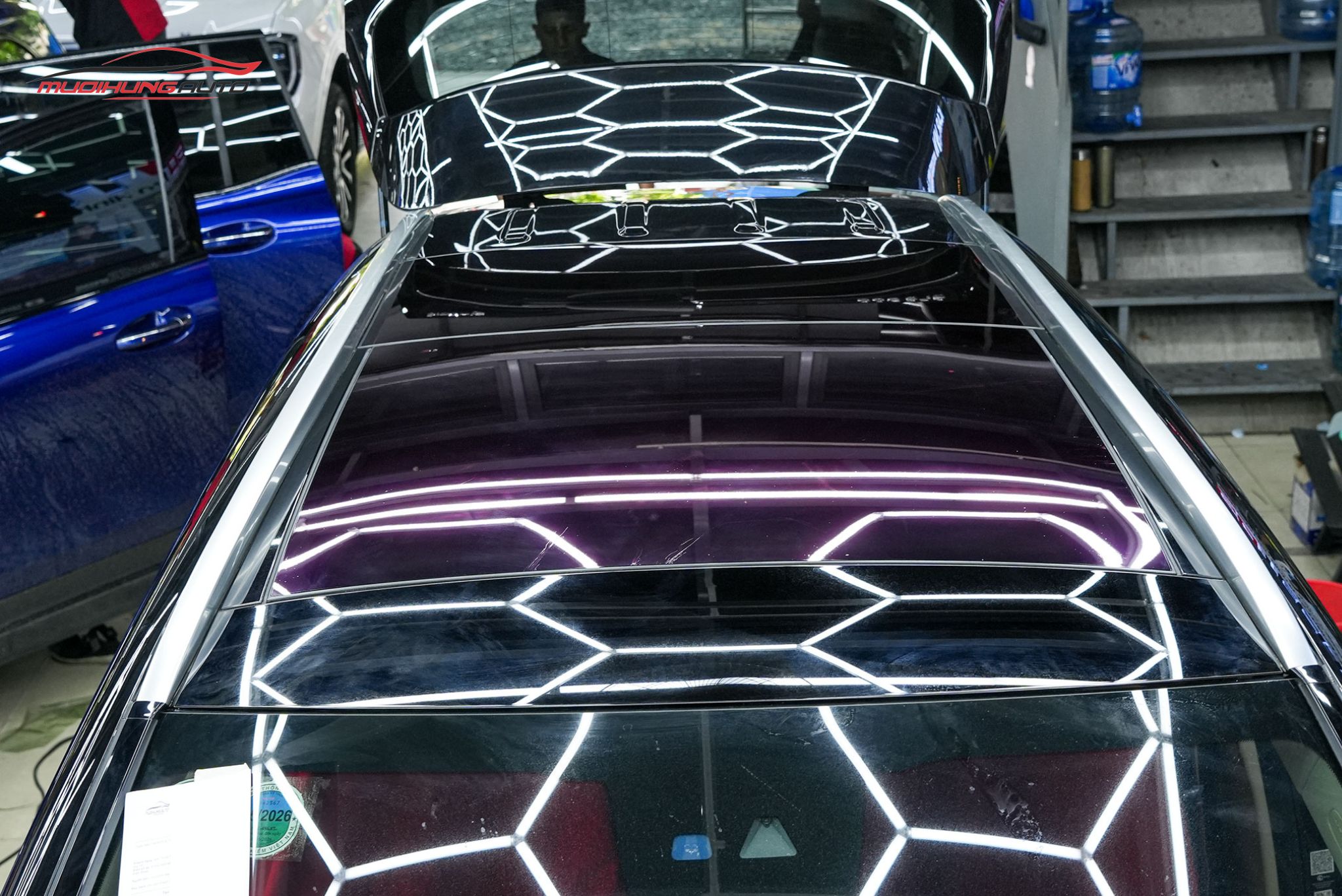 Dán phim PPF TPU SUNROOF cách nhiệt cửa sổ trời xe hơi Mercedes GLC300 4Matic 2022