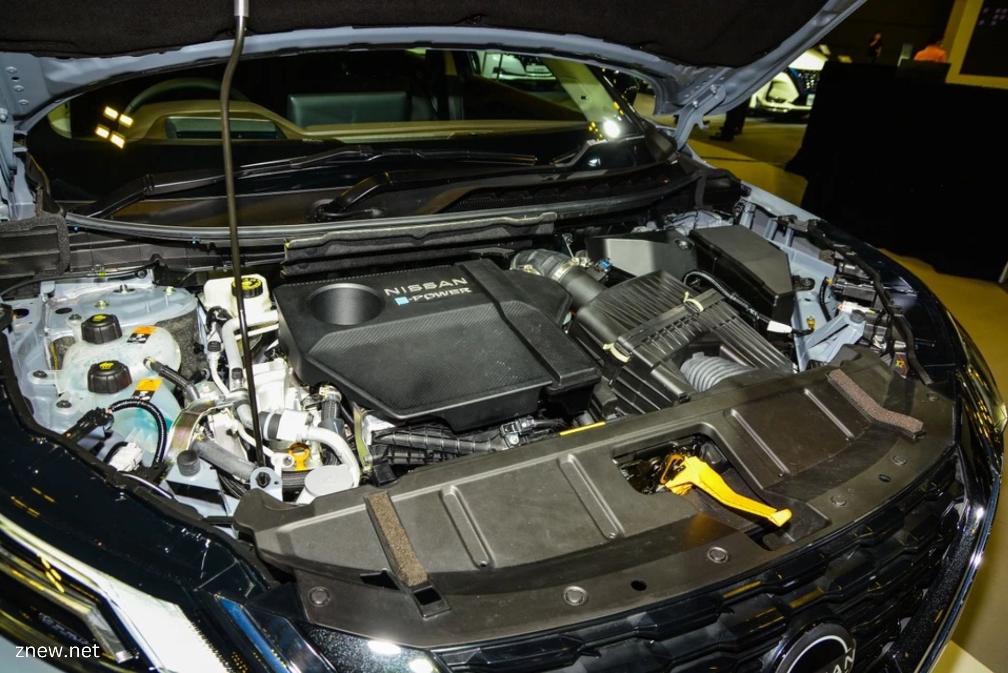 Nissan X-Trail 2025 sử dụng động cơ mạnh mẽ
