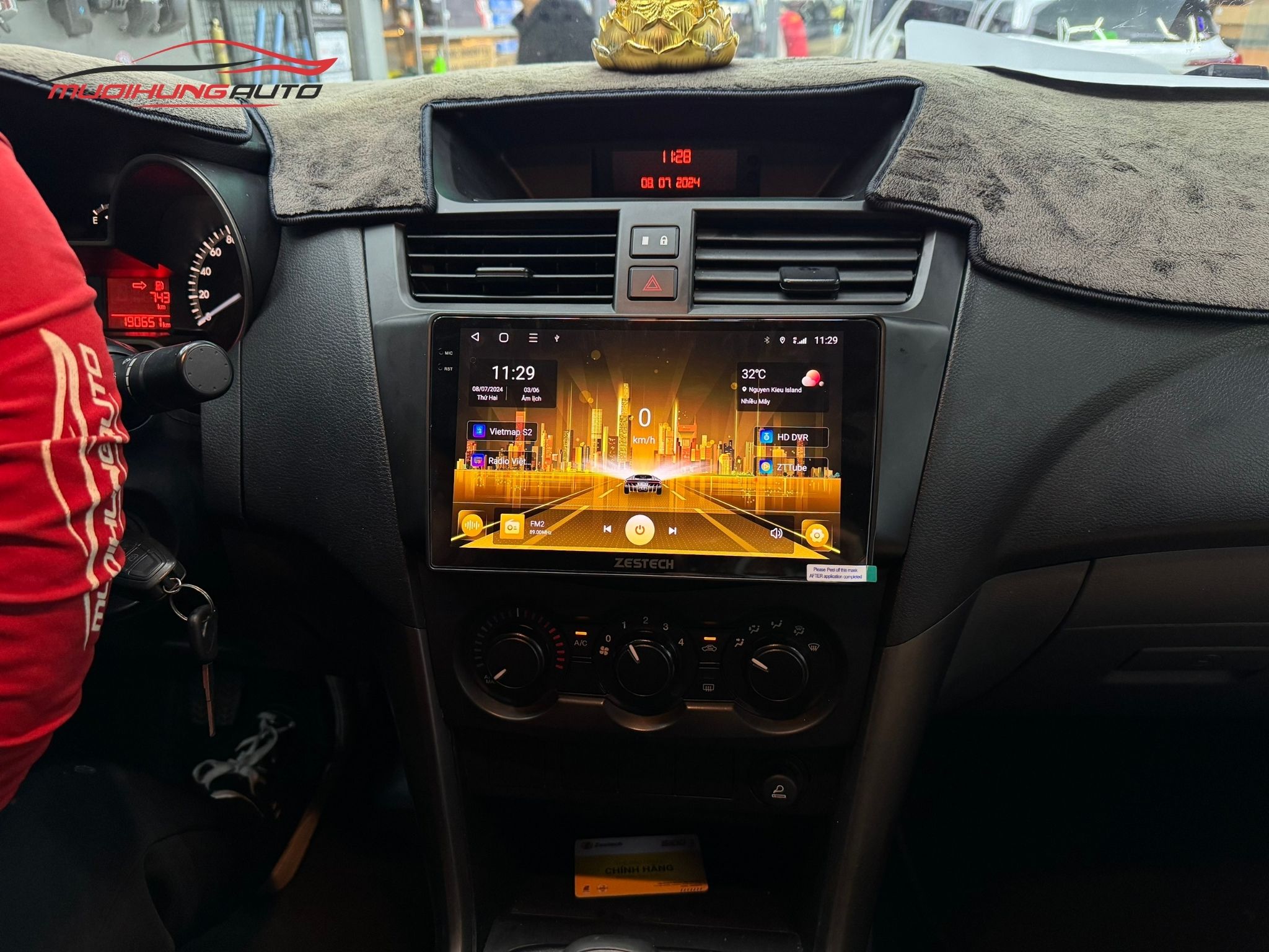 Lắp Màn Hình Zestech S100J Cho Xe Ô Tô Mazda BT50